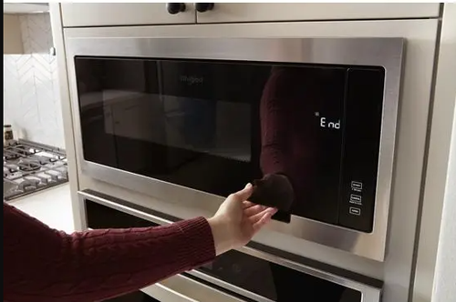 Using the Whirlpool WMT55511KS built-in microwave Using the Whirlpool WMT55511KS built-in microwave